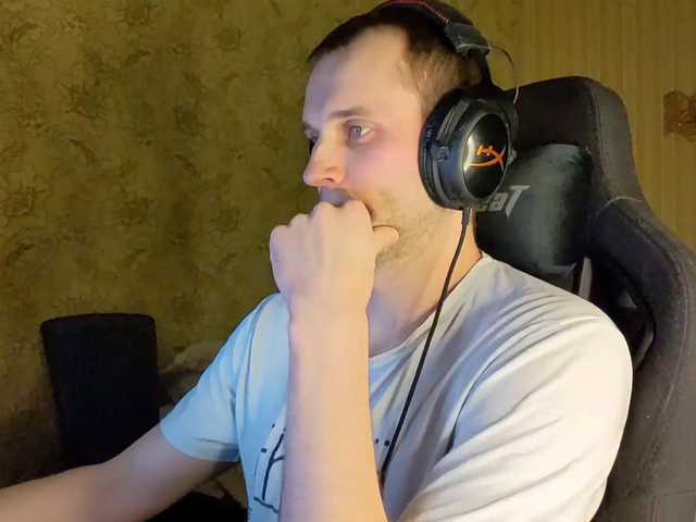 Live sex webcam photo for iMadeon #277401615