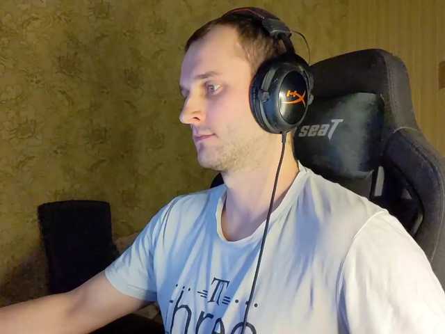 Live sex webcam photo for iMadeon #277408966