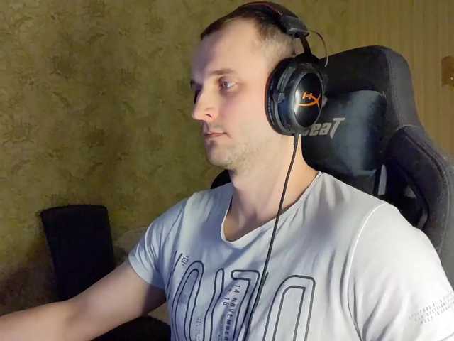 Live sex webcam photo for iMadeon #277449857