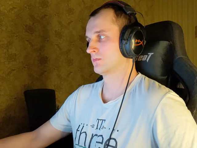 Live sex webcam photo for iMadeon #277557007