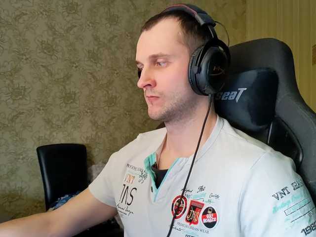 Live sex webcam photo for iMadeon #277582313