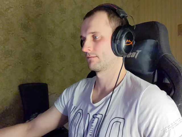 Live sex webcam photo for iMadeon #277589787