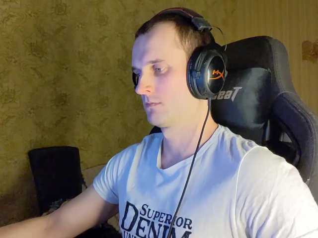 Live sex webcam photo for iMadeon #277609900