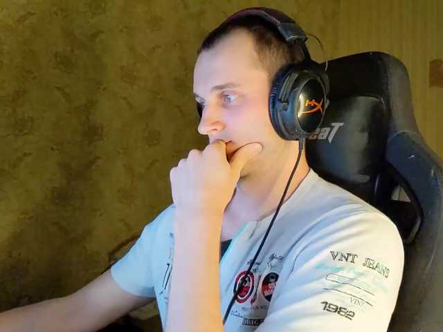 Live sex webcam photo for iMadeon #277813041