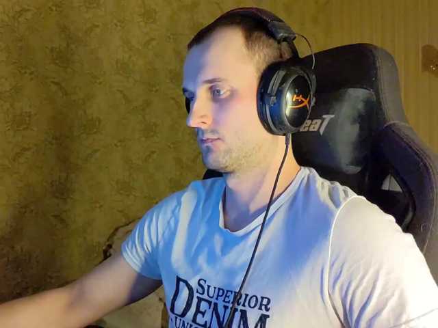 Live sex webcam photo for iMadeon #277921367