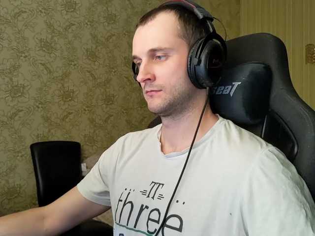 Live sex webcam photo for iMadeon #277997520