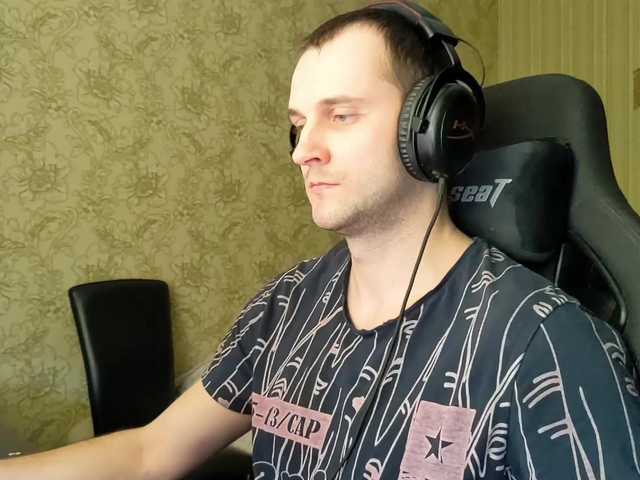 Live sex webcam photo for iMadeon #290798811