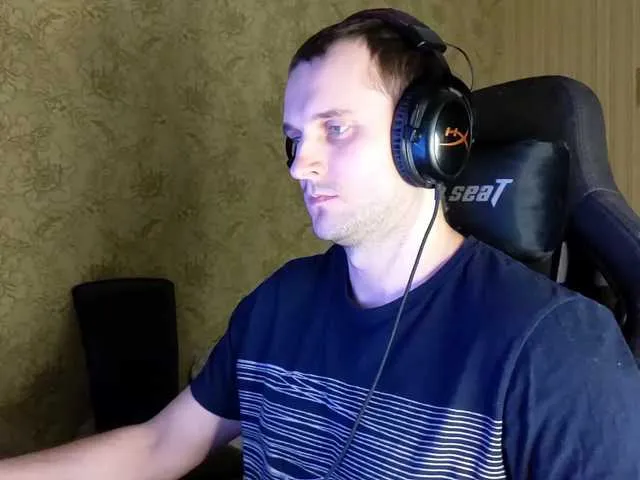 Live sex webcam photo for iMadeon #290835347