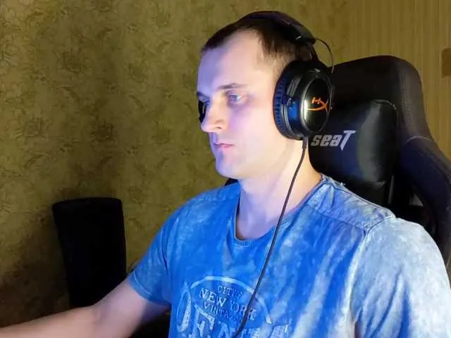 Live sex webcam photo for iMadeon #290921157