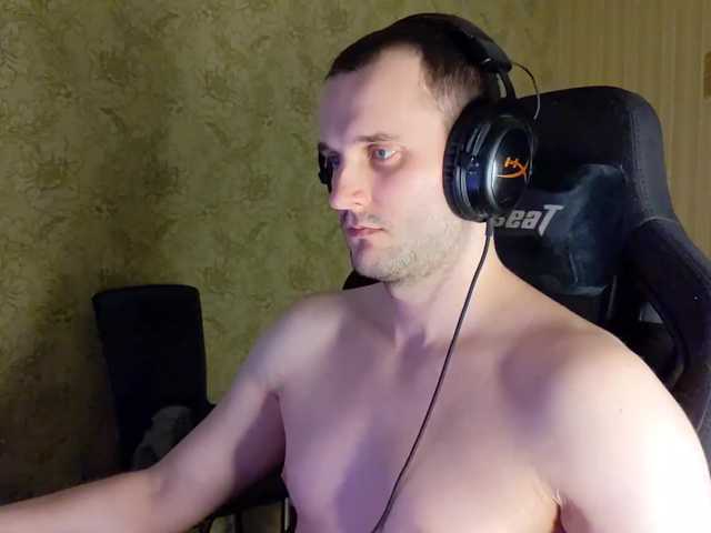 Live sex webcam photo for iMadeon #291356232