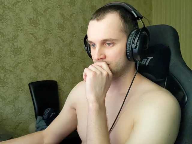 Live sex webcam photo for iMadeon #291377047