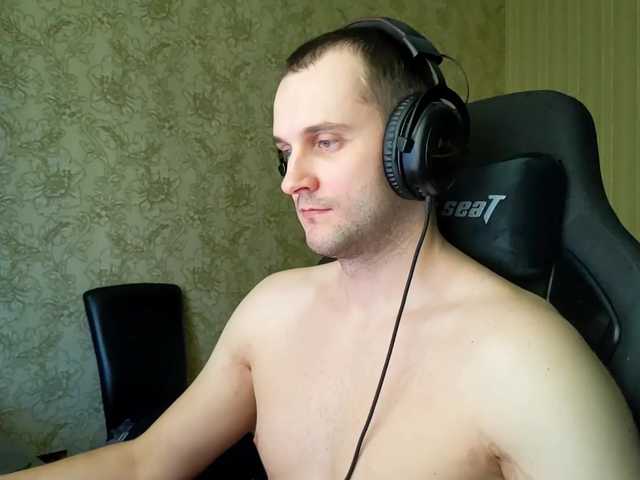 Live sex webcam photo for iMadeon #291527876