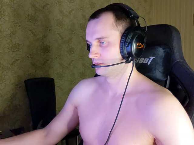 Live sex webcam photo for iMadeon #291734332