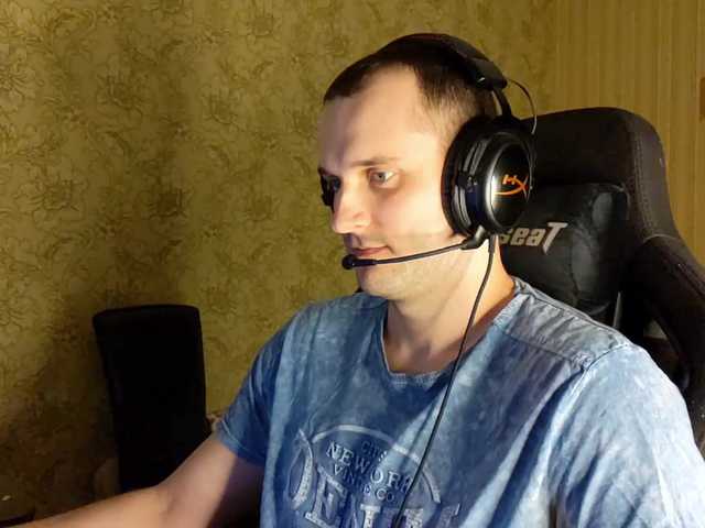 Live sex webcam photo for iMadeon #291974765