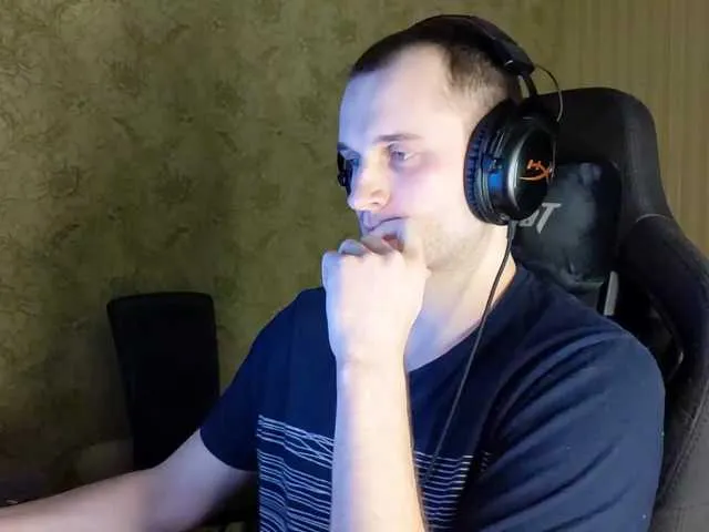 Live sex webcam photo for iMadeon #292177327