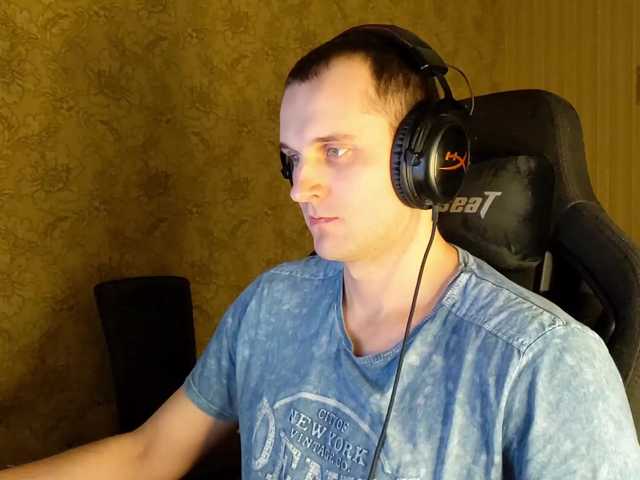 Live sex webcam photo for iMadeon #292243105