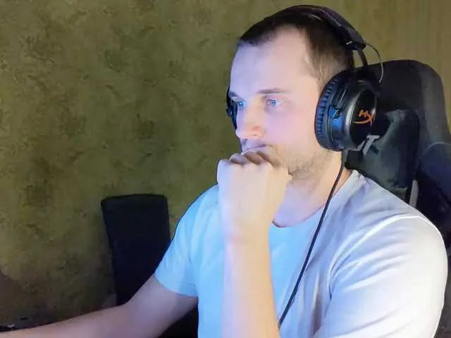 Live sex webcam photo for iMadeon #292309264