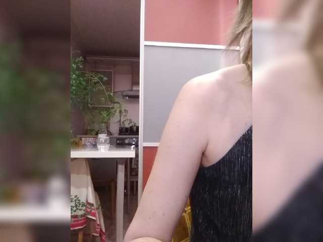 Live sex webcam photo for iSexyGerl #277785735