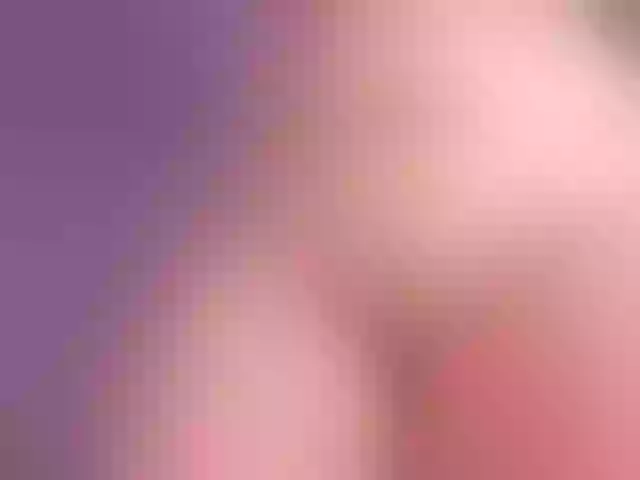 Live sex webcam photo for iam-ella18 #277236494