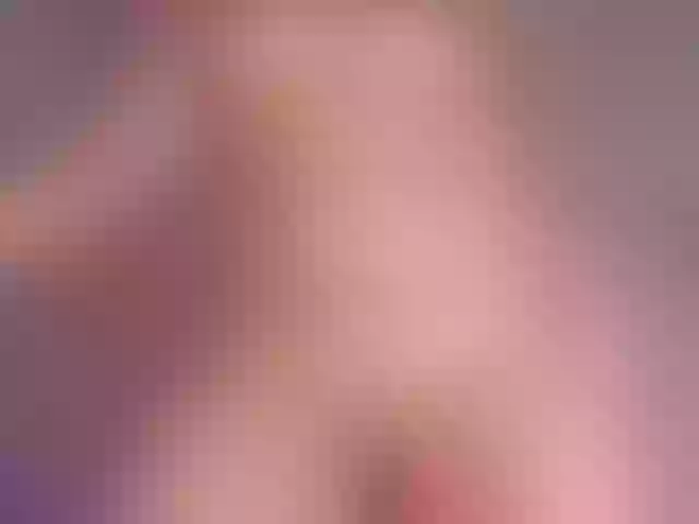 Live sex webcam photo for iam-ella18 #277262648