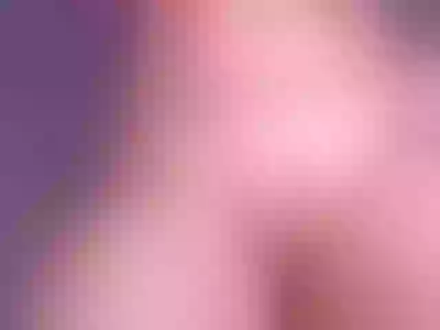 Live sex webcam photo for iam-ella18 #277284382