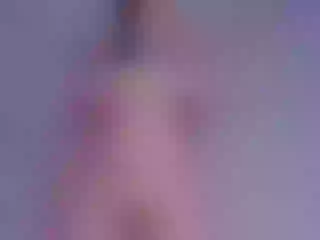 Live sex webcam photo for iam-ella18 #277291115