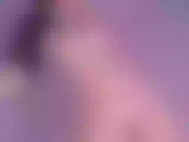 Live sex webcam photo for iam-ella18 #277310793