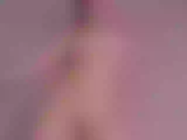 Live sex webcam photo for iam-ella18 #277332925