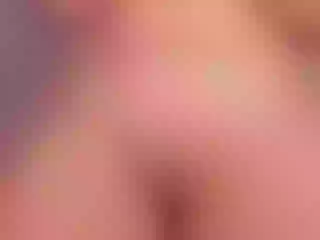 Live sex webcam photo for iam-ella18 #277352387