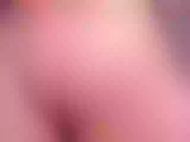 Live sex webcam photo for iam-ella18 #277436071