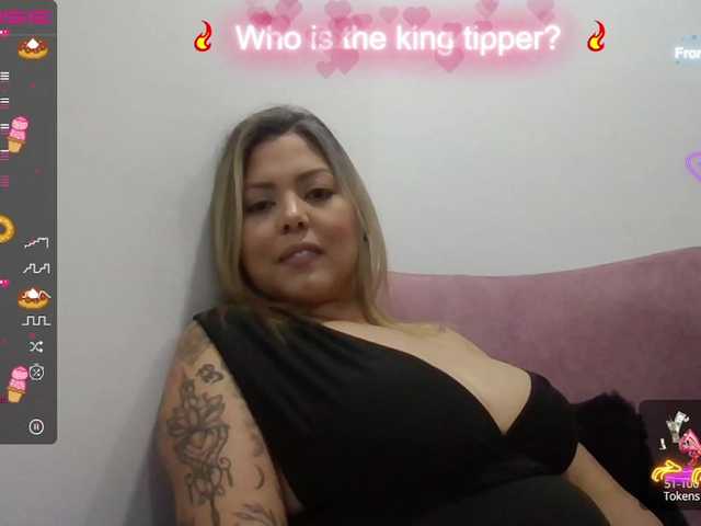 Live sex webcam photo for iamploy69 #275636333