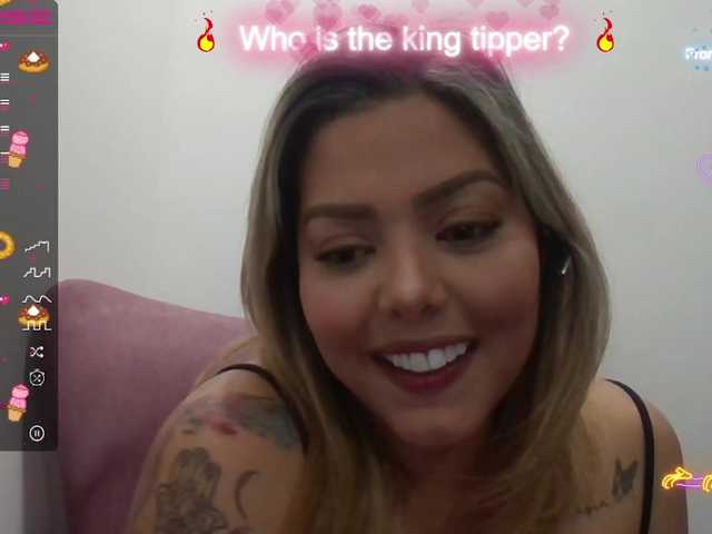 Live sex webcam photo for iamploy69 #275679649