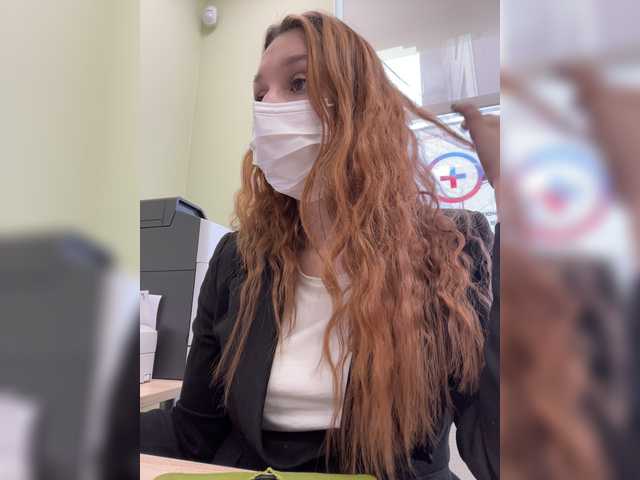 Live sex webcam photo for iamstudent22 #272356726