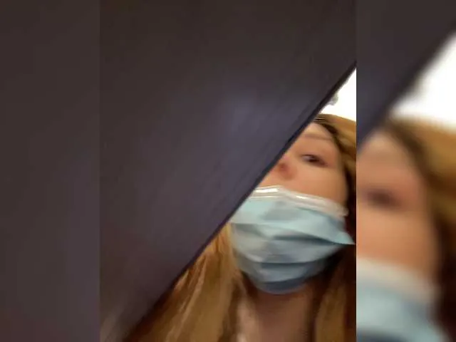 Live sex webcam photo for iamstudent22 #272765838