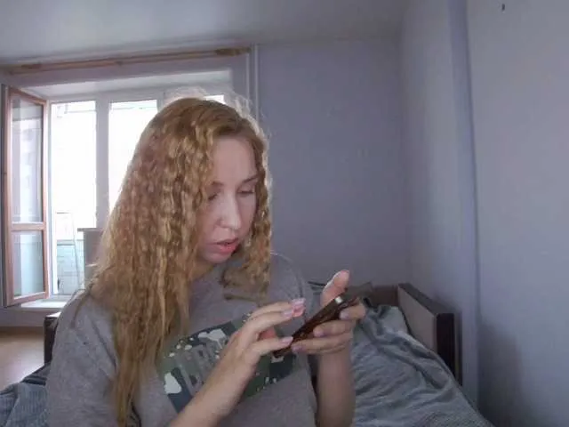 Live sex webcam photo for iamstudent22 #273462910