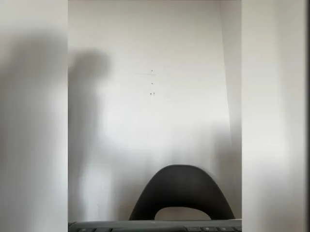 Live sex webcam photo for iamstudent22 #276432144