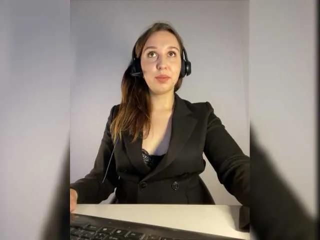 Live sex webcam photo for iamstudent22 #276702727