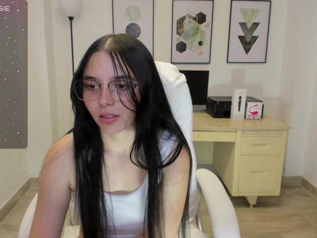 Live sex webcam photo for ice-grace #277284426