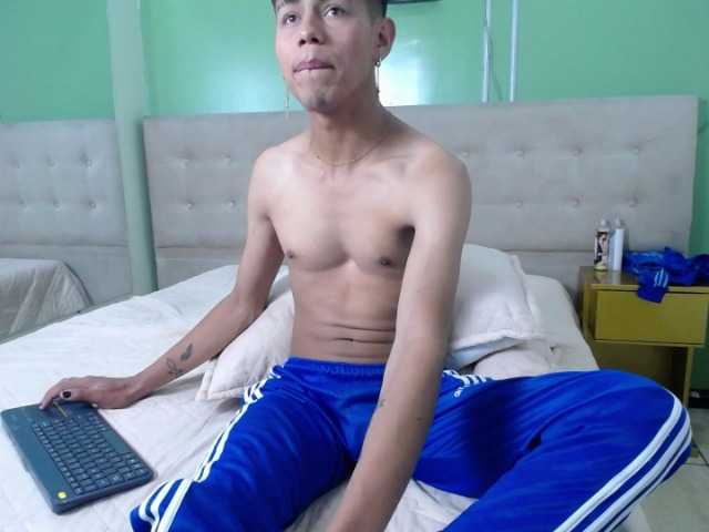 Live sex webcam photo for iikerr #290407041