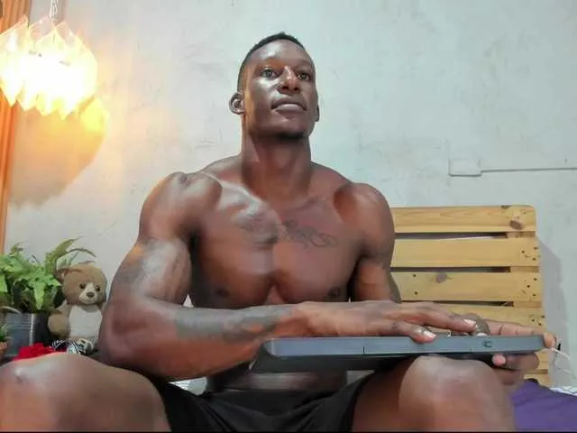 Live sex webcam photo for iker-bigdick #290874221
