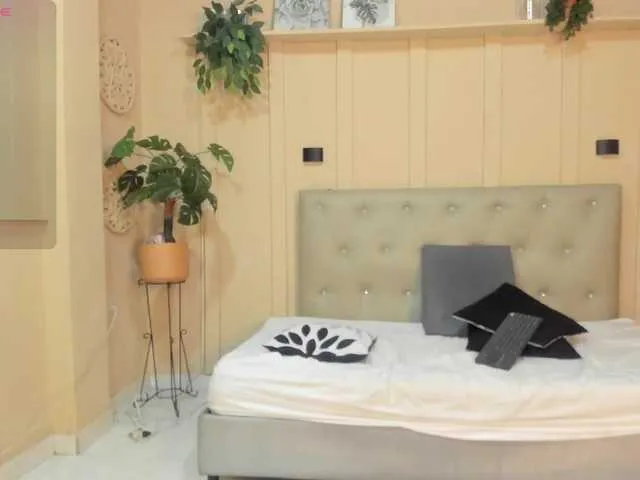 Live sex webcam photo for iker-bigdick #291349488