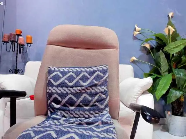 Live sex webcam photo for iker-bigdick #291637794