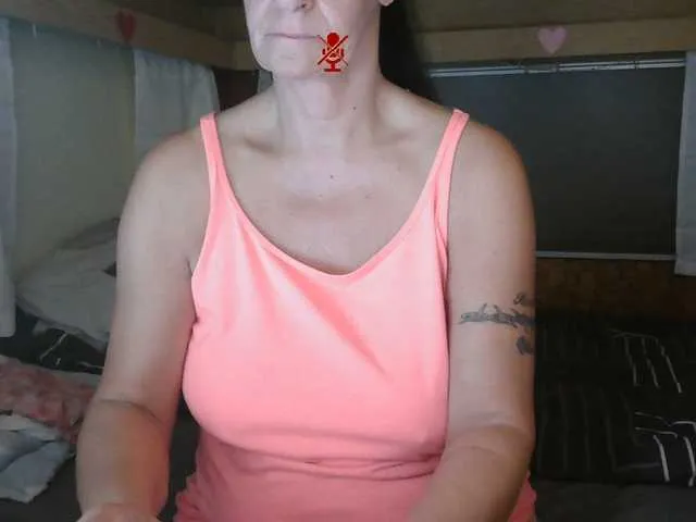 Live sex webcam photo for illymaus #292150937