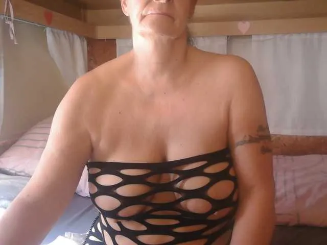 Live sex webcam photo for illymaus #294201656