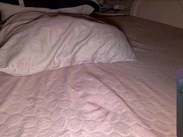 Live sex webcam photo for ilona4u #278309799