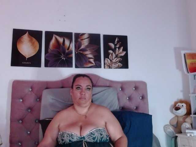 Live sex webcam photo for im-helenn #291941675