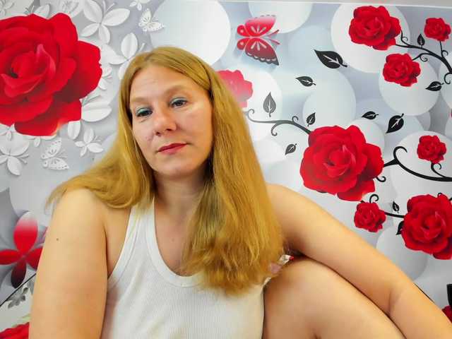 Live sex webcam photo for imola80 #271959927