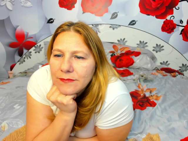 Live sex webcam photo for imola80 #272350687