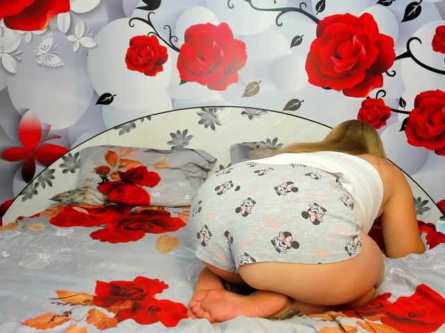 Live sex webcam photo for imola80 #273670276