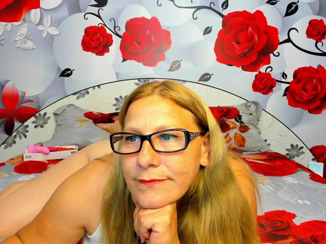 Live sex webcam photo for imola80 #273746833